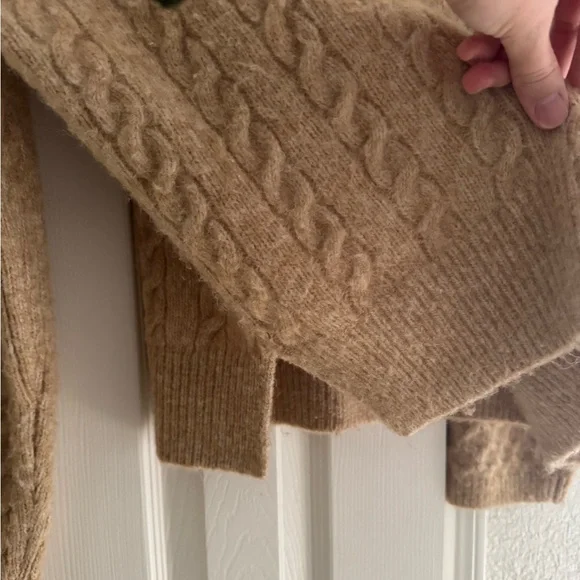 Abercrombie & Fitch Cable-knit Quarter Zip Sweater - Picture 6 of 8